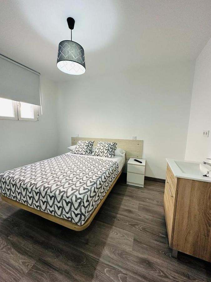 Hospedaje Nueva Numancia Мадрид Екстериор снимка