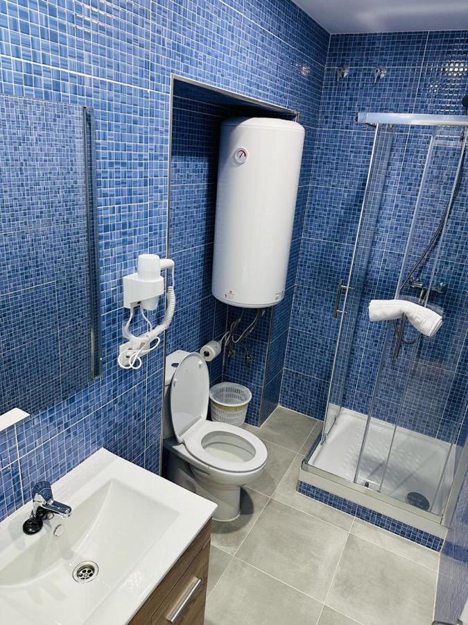 Hospedaje Nueva Numancia Мадрид Екстериор снимка