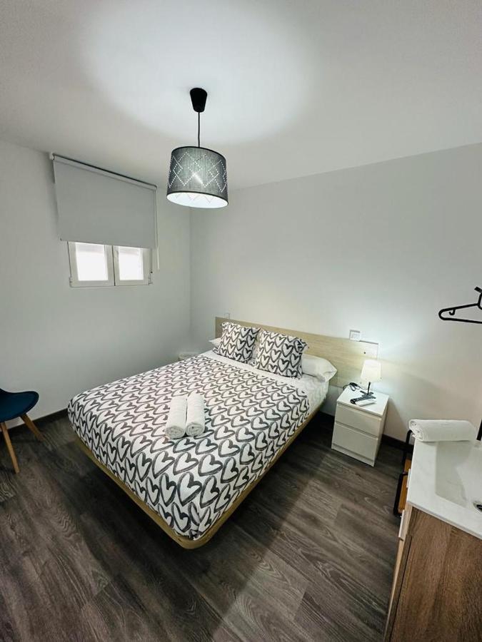 Hospedaje Nueva Numancia Мадрид Екстериор снимка